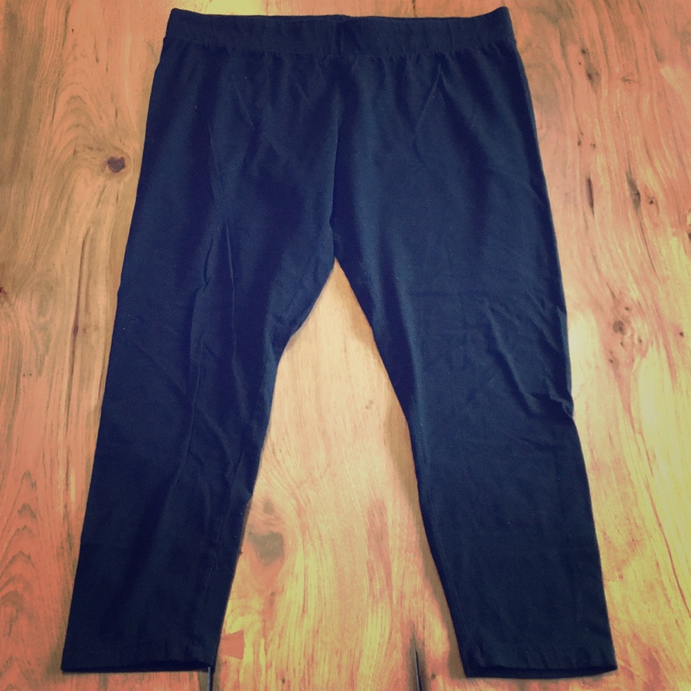 Mossimo black cropped yoga pants